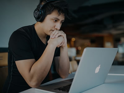 National Thrombosis Week 2023 - Person at virtual conference